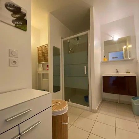 Studio Saint-gilles-croix-de-vie, 1 Piece, 3 Personnes - Fr-1-428-140 公寓 *